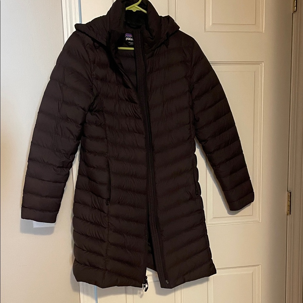 Patagonia Women's Dark Puffer Jacket